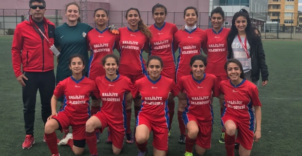 Gençlikspor Bayan Futbol Takımı Bir Başka