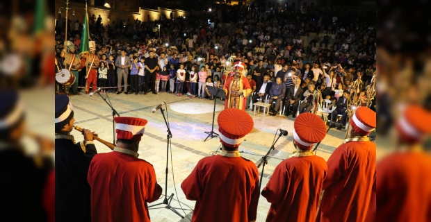 Mehteran-ı Haliliye, İstanbul’un Fethinin 564’üncü yıl dönümü dolayısıyla düzenlenen programda sahne aldı.