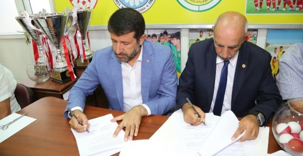 Eyyübiye Belediyesi,amatör spor kulüplerine destek verdi.