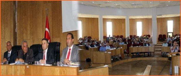 Viranşehir Belediyesi 3.Halk günü toplantısını yoğun katılım