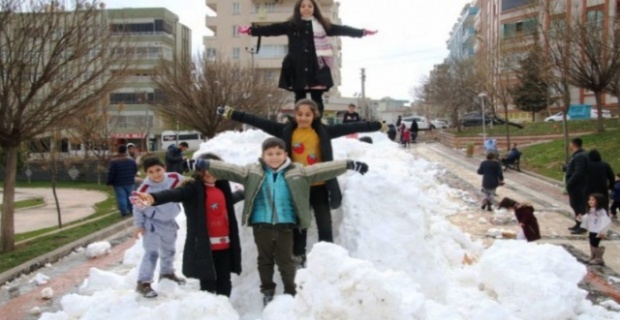 Büyükşehir'den Kar Sürprizi