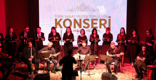 Türk Sanat Müziği Konseri'ne İlgi Büyük