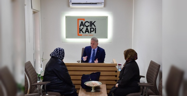 Gaziantep Valisi Gül "Açık Kapı, Milletin Kapısı"
