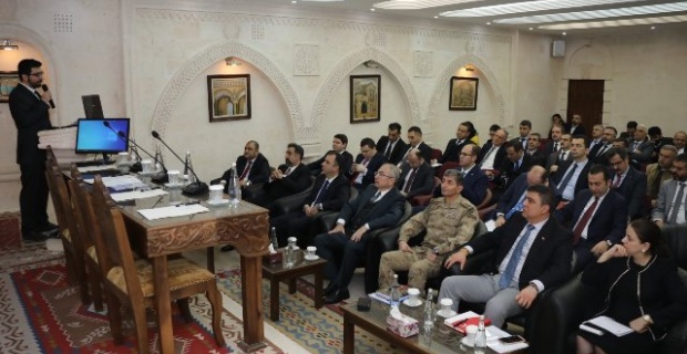 Mardin Valisi Yaman,Bağımlılıkla Mücadele Koordinasyon Kurulu Toplantısı'na katıldı