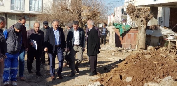Adıyaman Belediye Başkanı Kılınç,sahada çalışmaları inceledi.