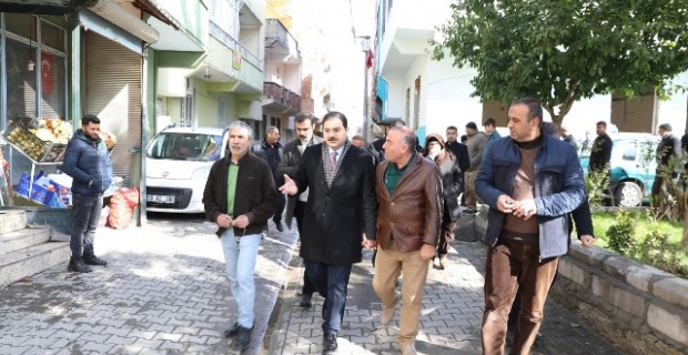 Başkan Canpolat,Karşıyaka mahalle sakinleri ile bir araya geldi.