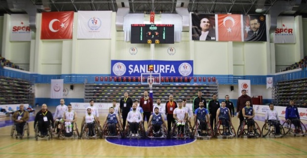 Şanlıurfa Büyükşehir Belediyesi Tekerlekli Sandalye Basketbol Takımı Galip