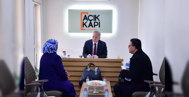 Gaziantep Valisi Gül "Açık Kapı, Milletin kapısı"