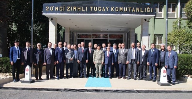 STK'lar Tuğgeneral Oktay Ağbuga'yı ziyaret etti.