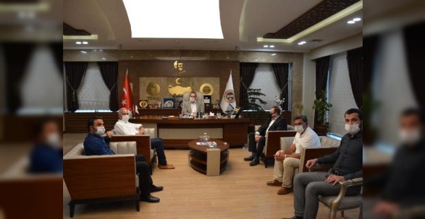 CHP Milletvekilleri Başkan Kaya'yı Ziyaret Ettiler.