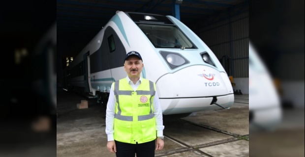 Milli Elektrikli Tren yol testlerine 30 Ağustos'ta başlayacak.