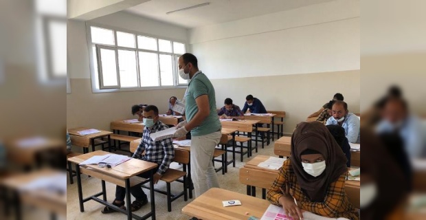 Barış Pınarında 240 Öğrenci Üniversite İçin Yarıştı