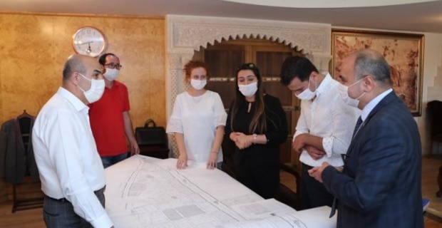 Mardin Valisi Demirtaş Ömerli İlçesine Yapılacak Olan Çevre Yolu Projesini İnceledi