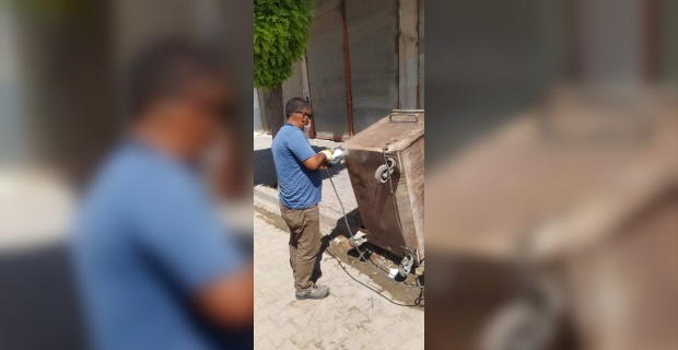 Suruç Belediyesi,Mobil Çöp Konteyner Onarım Ekibi Kurdu