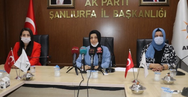 AK Parti Kadın Kollarından Basın Açıklaması