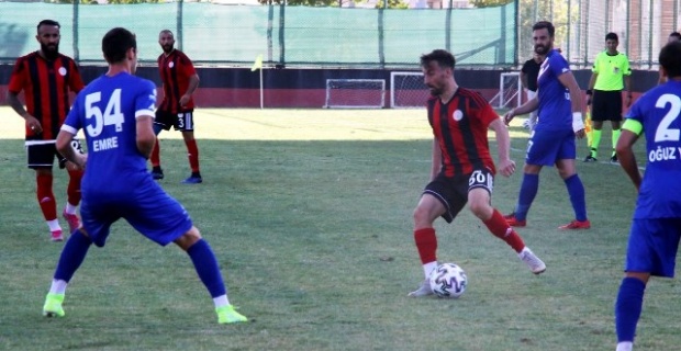 Karaköprü Belediyespor Silivrispor'u ağırladı: 1 - 1