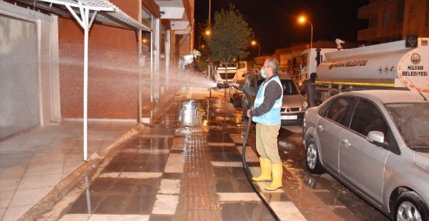 Hilvan’da Cadde ve sokaklar gece gündüz yıkandı