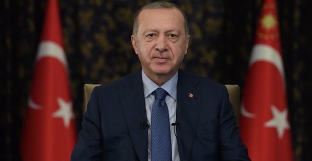 Cumhurbaşkanı Erdoğan "2021 senesinde de inşallah ‘Aşkınan çalışan yorulmaz’ inancıyla çalışmaya, koşturmaya devam edeceğiz"