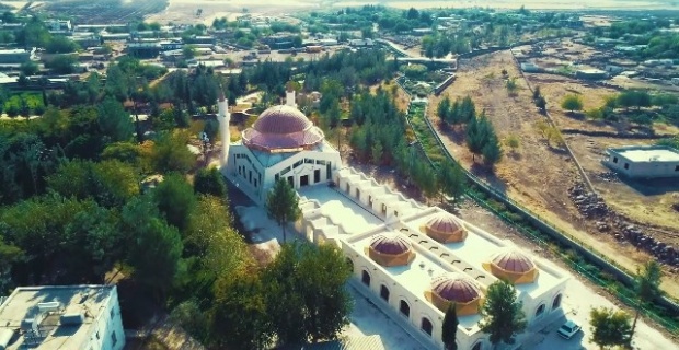 Eyyüp Nebi Camii ve Külliyesi inşaatı tamamlandı.