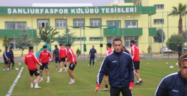 Şanlıurfaspor,Manisaspor ile oynayacağı maçın hazırlıklarına bugün yaptığı antrenmanla devam etti.
