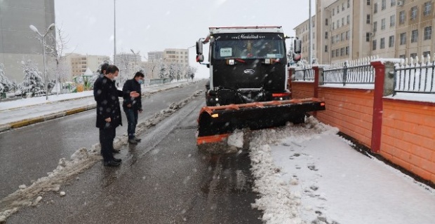 Başkan Baydilli "kar biriken yollara sabahın erken saatleri itibariyle müdahale ettik"
