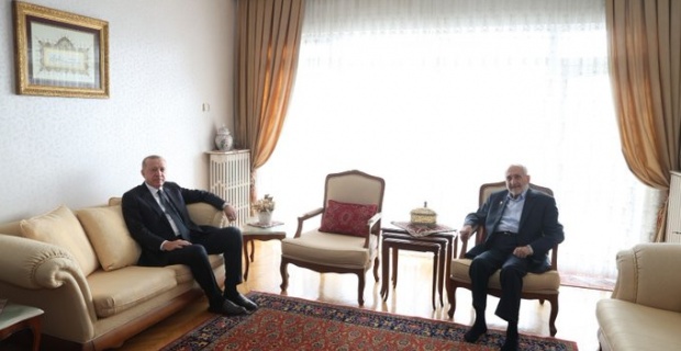 Cumhurbaşkanı Erdoğan Asiltürk'ü evinde ziyaret etti.
