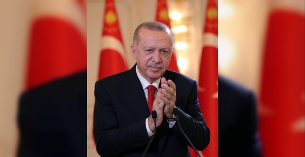 Cumhurbaşkanı Erdoğan "Türkiye, kendi kalkınma gündeminden taviz vermeden yolunda ilerliyor”