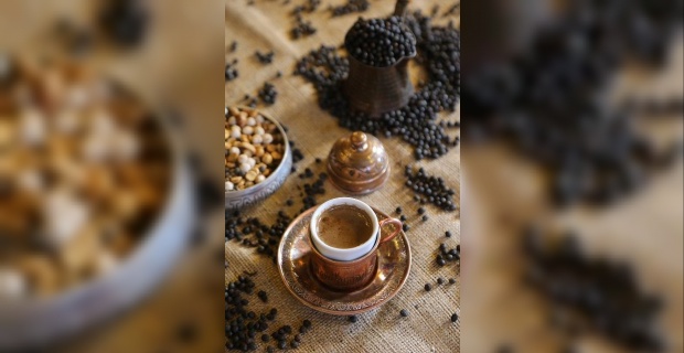 Gaziantep Büyükşehir Belediye Başkanı Şahin "Bizim bir menengiç kahvemiz bir de nohut dürümümüz var"