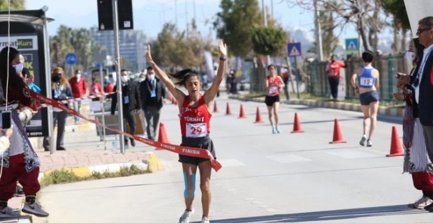 Diyarbakır Valisi Karaloğlu "DİYARBAKIRLI milli atletlerimizle gurur duyuyoruz"