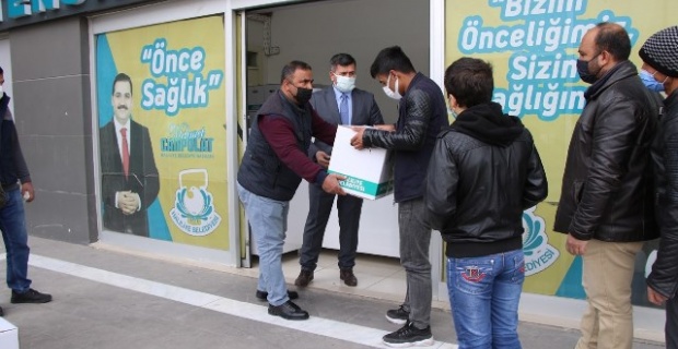 Haliliye Belediyesi,Fenilketonüri (PKU) hastaları için gıda paketlerinin dağıtımını gerçekleştirdi.
