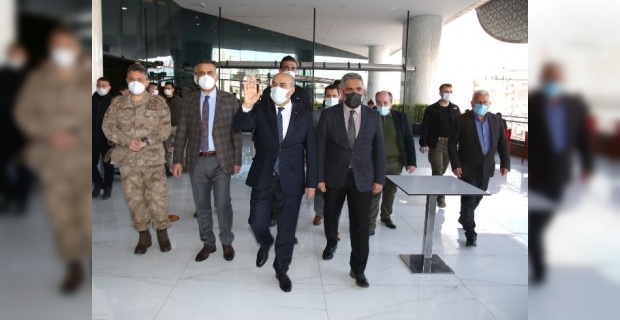 Mardin Valisi Demirtaş "Koronavirüs alacağımız tedbirlerden daha güçlü değil"