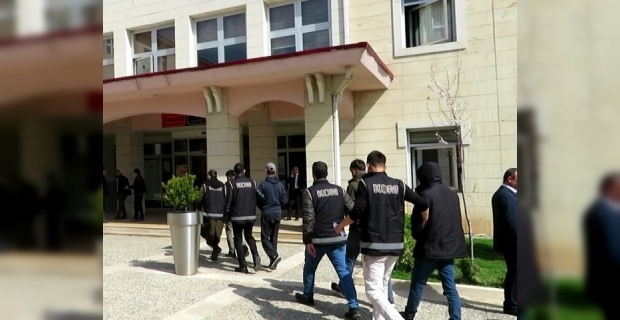 Siirt'te organize suç örgütüne yönelik eş zamanlı operasyon