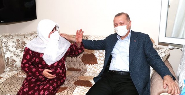 Cumhurbaşkanı Erdoğan ,İstanbul Sultanbeyli'de yaşayan Mahruze Keleş ve ailesini ziyaret etti.