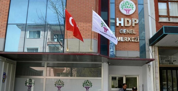 HDP'ye kapatma davasında kritik karar!