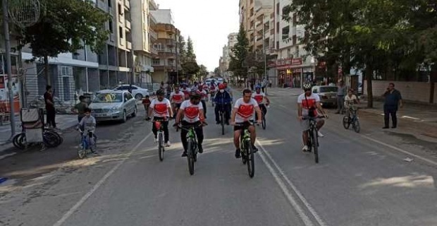 Suruç Belediyesi tarafından ilçede ilk defa Bisiklet turu düzenlendi.
