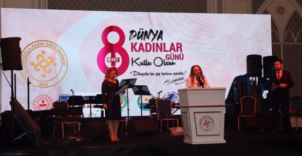 Rektör Karabulut “Türkiye’miz, kadınlarımız ve çocuklarımız için, ailelerimiz için de dünyanın en güvenli yeri olmalıdır.”