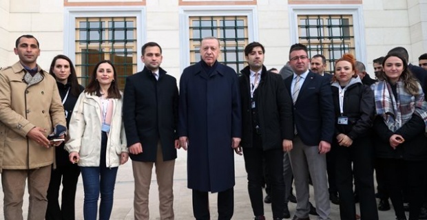Cumhurbaşkanı Erdoğan, bayram namazını Büyük Çamlıca Camii'nde kıldı
