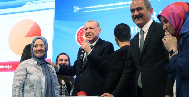 Cumhurbaşkanı Erdoğan "atamasını yaptığımız 3 bin 500 engelli öğretmenimizi tebrik ediyorum"
