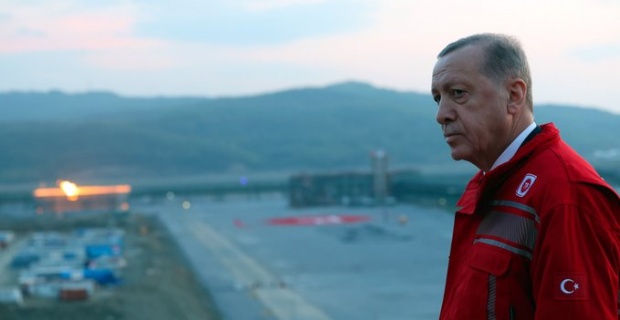 Cumhurbaşkanı Erdoğan "yeni projelerle bu “kaybedenler kulübü”nü üzmeyi sürdüreceğiz."