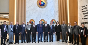 Başkan Kaya Türkiye - KKTC Ticaret Odası Forumu Ekonomi Konferansına katıldı