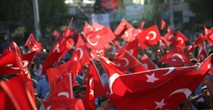 Suruç'ta Türk bayraklarıyla PKK terörüne tepki!