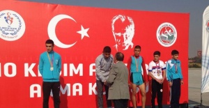 Halil Tekin Türkiye şampiyonu oldu.