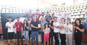 Haliliye Belediyespor Kick Boks Takımı Şampiyon