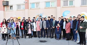 Harran Üniversitesi Öğrencileri Eyyübiye Direkli İlkokulu öğrencileri ile buluştu.