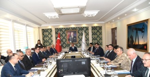 Adıyaman Valisi Pekmez,Bağımlılıkla Mücadele toplantısı'na Başkanlık Yaptı.