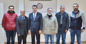 Şırnak Belediye Başkanı Yarka,basın mensuplarının gününü tebrik etti.
