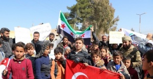Telabyad’da Binlerce Kişi Şehitler ve Türkiye İçin Toplandı