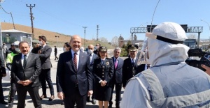 Bakan Soylu "Uygulama Noktasındaki Personelin10 Nisan Polis Haftasını Kutladı"