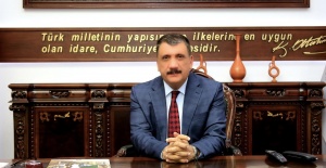 Başkan Gürkan "Günde 2 Milyon Maske..."