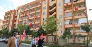 Eyyubiye Belediye Başkanı Kuş "23 Nisan'ı, balkonlarda bayraklarla kutladık"